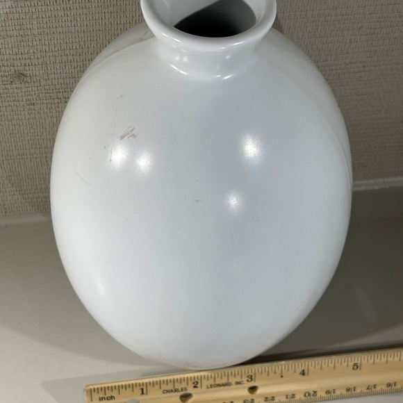 Assorted vessels. - Picture 5 of 15